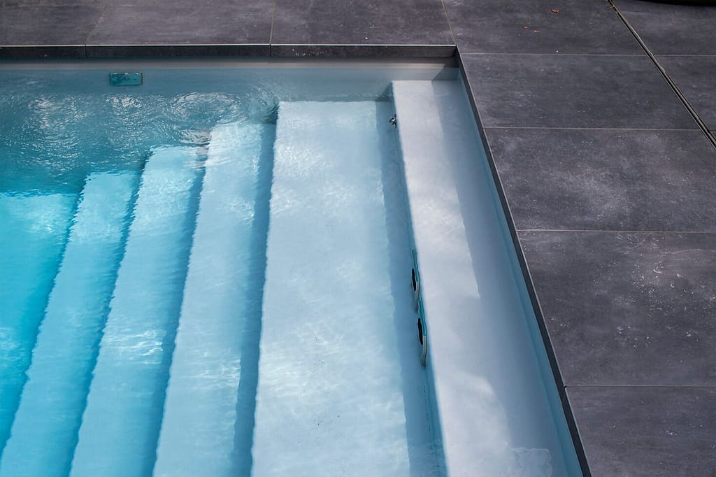 Treppe in Pool Treppe in Pool