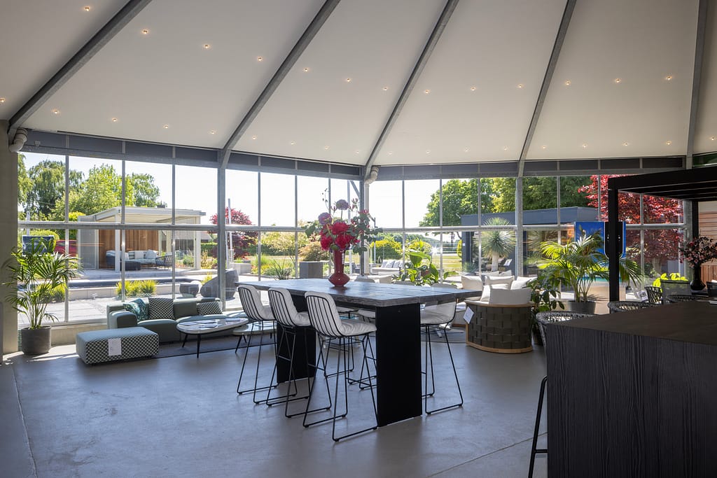Poolausstellung WEERTS Meerbusch bei Düsseldorf (6) Poolausstellung WEERTS Meerbusch bei Düsseldorf