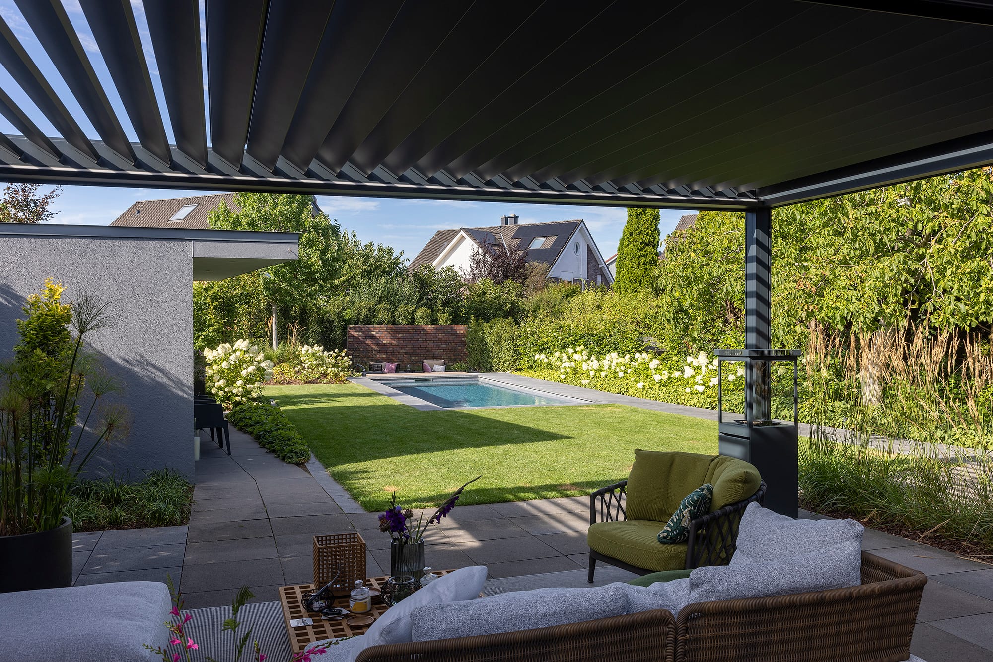 Pool Terrasse Bar Geselligkeit in bester Lage