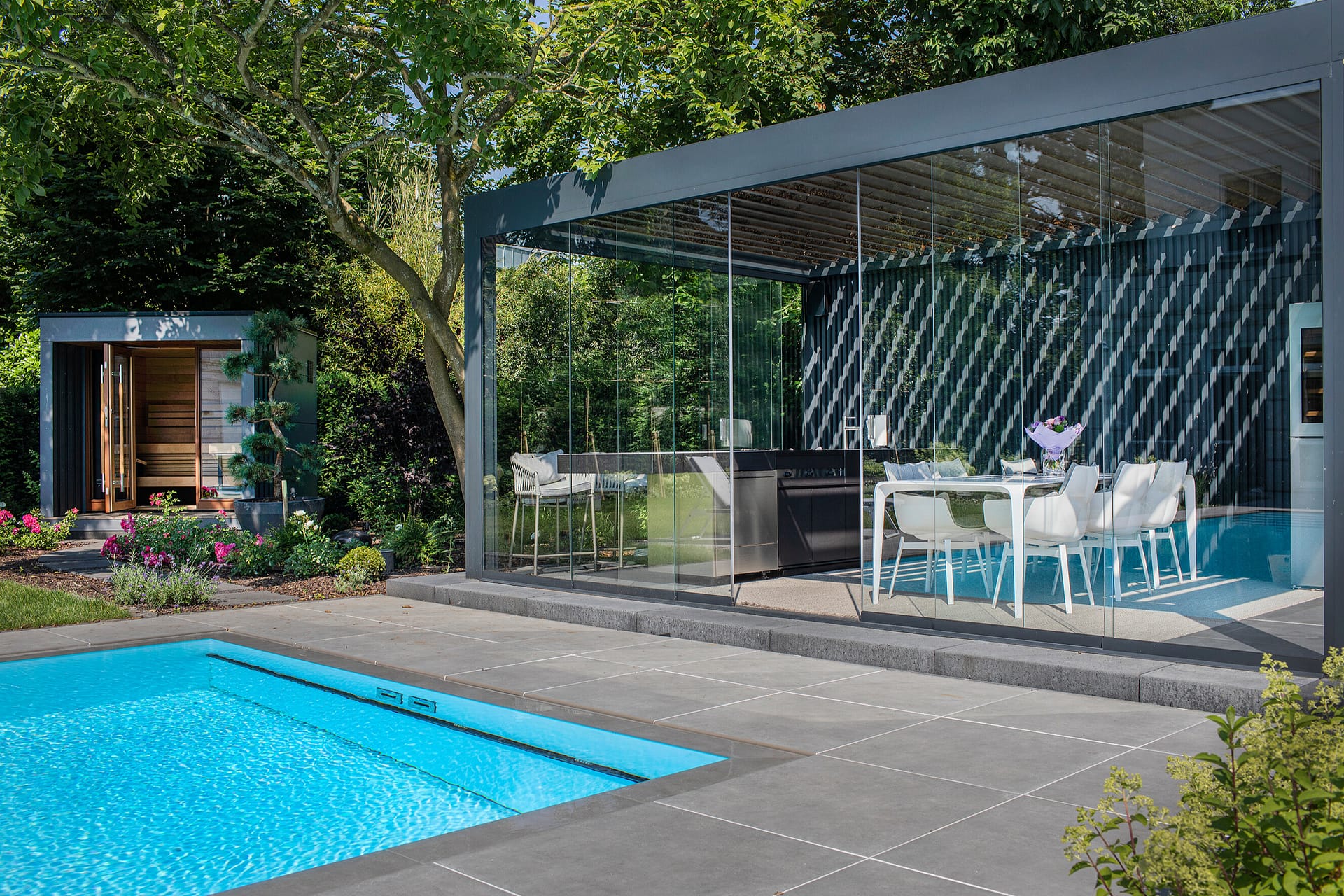 Pool Whirlpool WEERTS Villa Meerbusch Düsseldorf